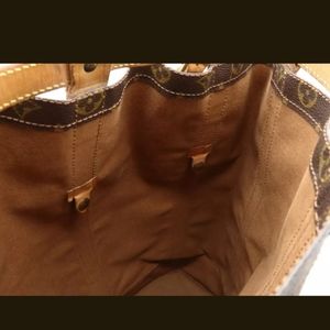 Authentic Large Vintage Louis Vuitton Rand…